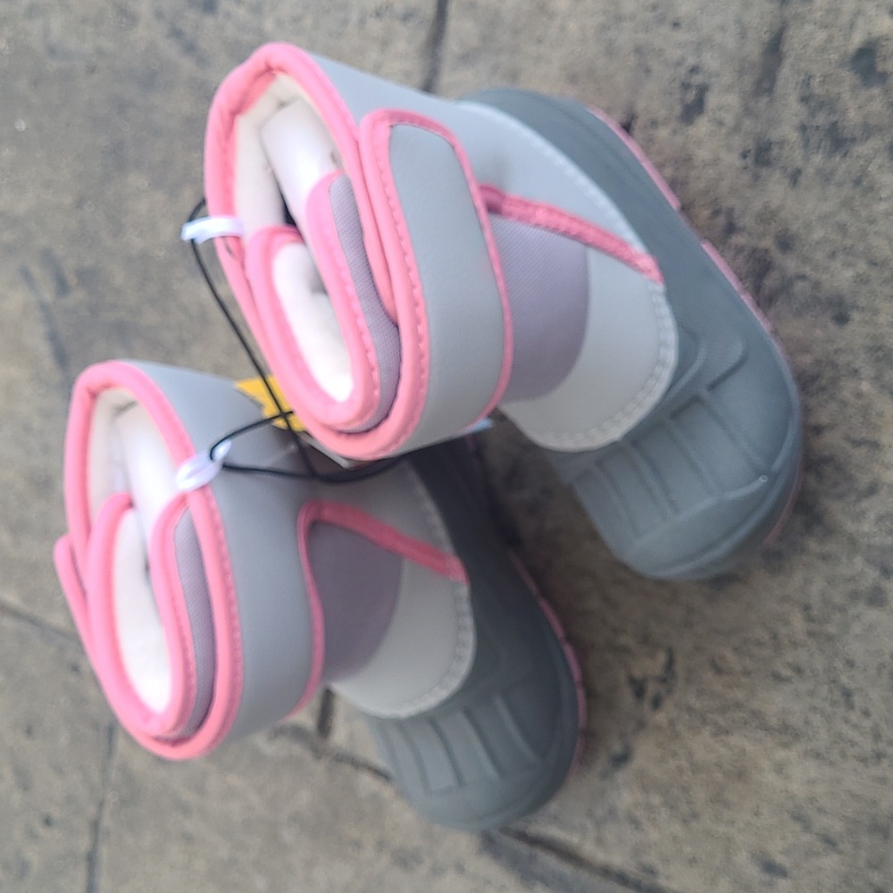 New! Cat & Jack Denver Girls 11 winter snow waterproof leather pink gray boots